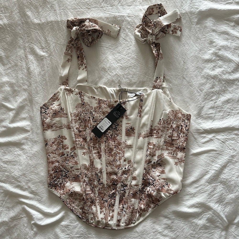 Fashion nova coset top